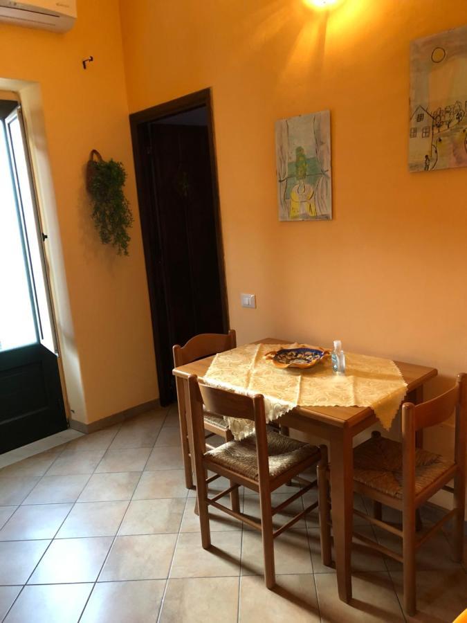 Apartament Collotti 3 Castelbuono  Zewnętrze zdjęcie